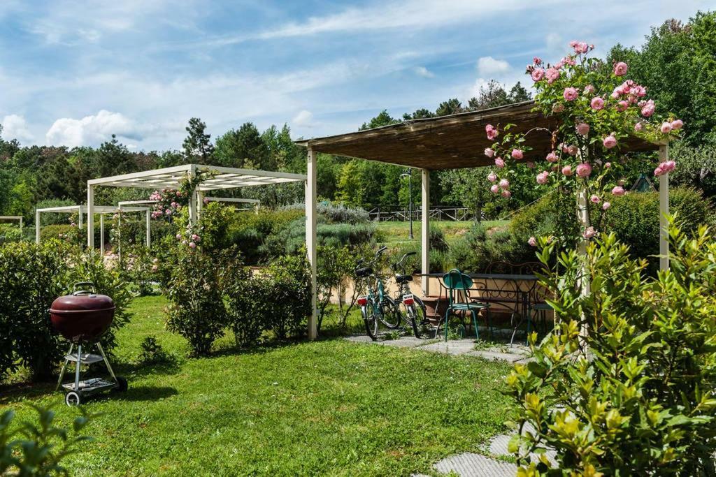 Sunnyside Pool And Relax In Hills Lucca